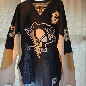 Reebok Pittsburgh Penguins Sidney Crosby Jersey size Large